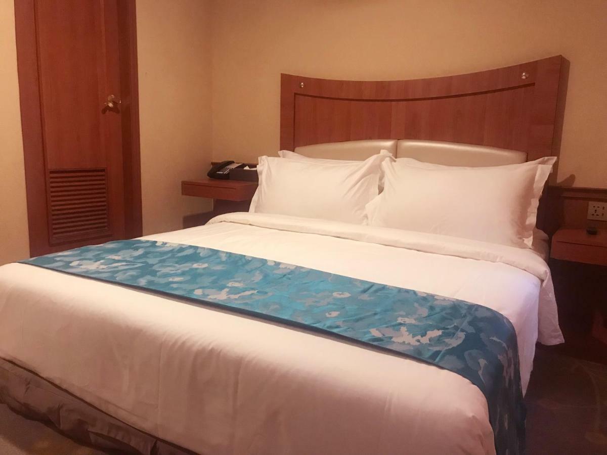 Jwm Hotel And Casino Сіануквіль Екстер'єр фото